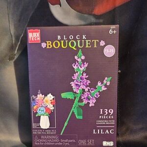 Block Tech Lilac Bouquet Building Set